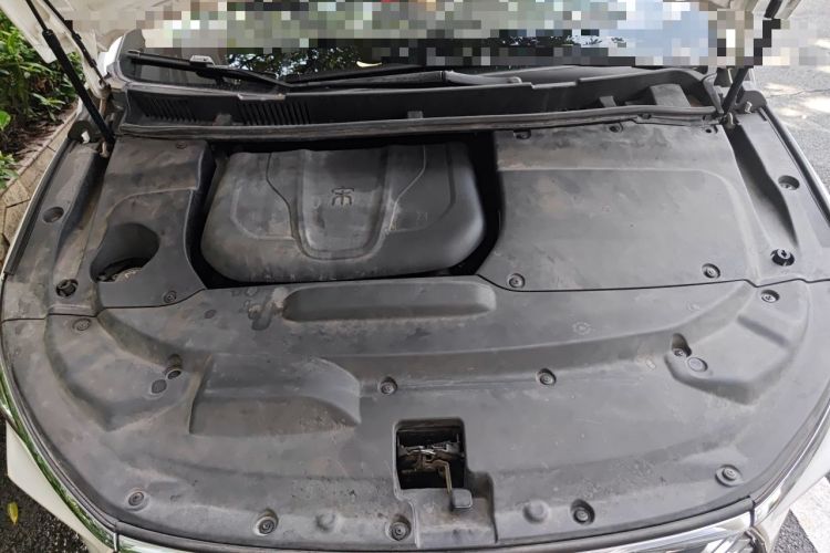 Used BYD Song MAX 2017 1.5T Automatic Smart Connect Elite 7-Seater Engine Bay
