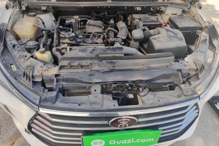 Used BYD Song MAX 2017 1.5T Automatic Smart Connect Luxury 7-Seater Engine Bay