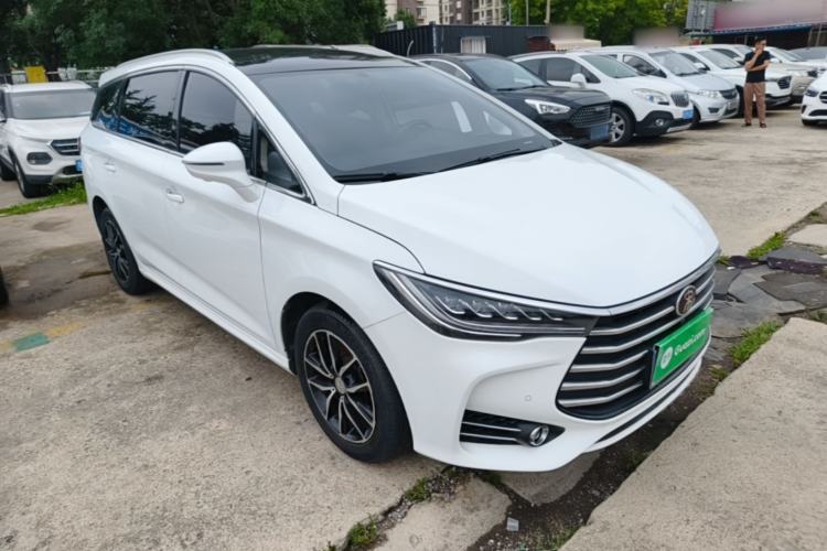 Used BYD Song MAX 2017 1.5T Automatic Smart Connect Prestige 7-Seater Exterior 1