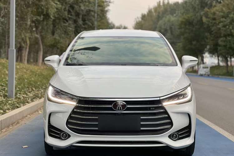 Used BYD Song MAX 2017 1.5T Automatic Smart Connect Luxury 7-Seater Exterior 1