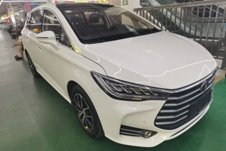 Used BYD Song MAX 2017 1.5T Automatic Smart Connect Prestige 7-Seater Exterior 1