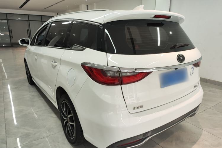 Used BYD Song MAX 2017 1.5T Automatic Smart Connect Prestige 7-Seater Exterior 2