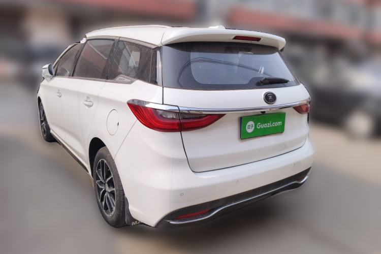 Used BYD Song MAX 2017 1.5T Automatic Smart Connect Elite 7-Seater Exterior 3