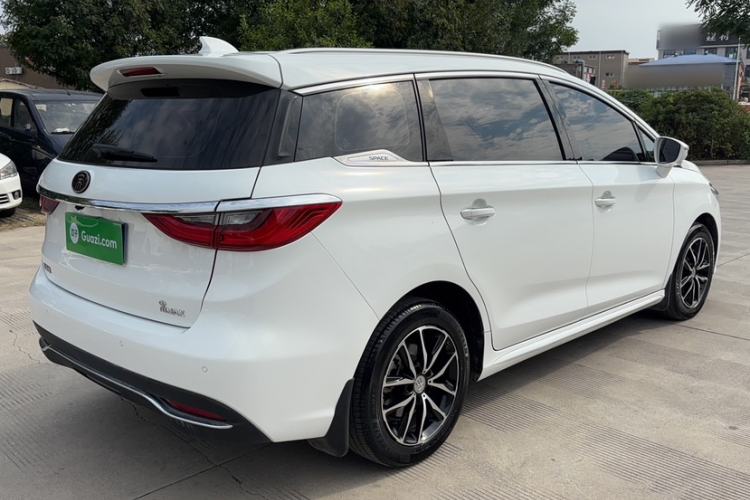 Used BYD Song MAX 2017 1.5T Automatic Smart Connect Elite 7-Seater Exterior 3