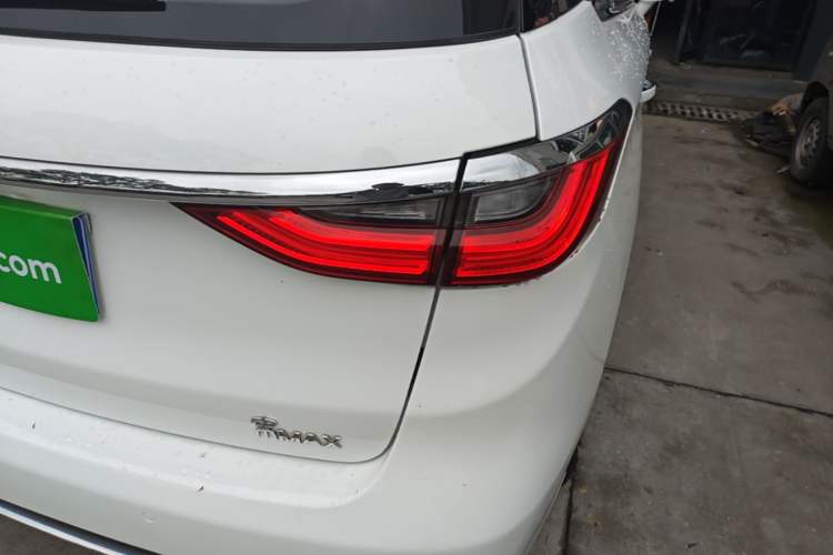 Used BYD Song MAX 2017 1.5T Automatic Smart Connect Elite 7-Seater Exterior 3