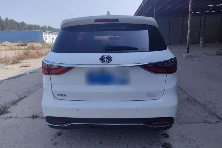 Used BYD Song MAX 2017 1.5T Automatic Smart Connect Prestige 7-Seater Exterior 4