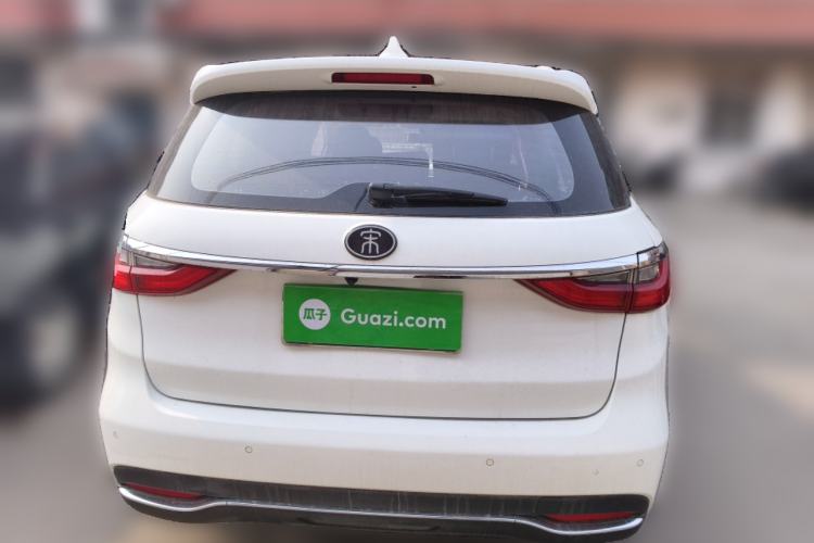 Used BYD Song MAX 2017 1.5T Automatic Smart Connect Elite 7-Seater Exterior 4