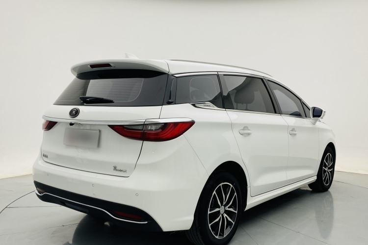 Used BYD Song MAX 2017 1.5T Automatic Smart Connect Elite 7-Seater Exterior 4