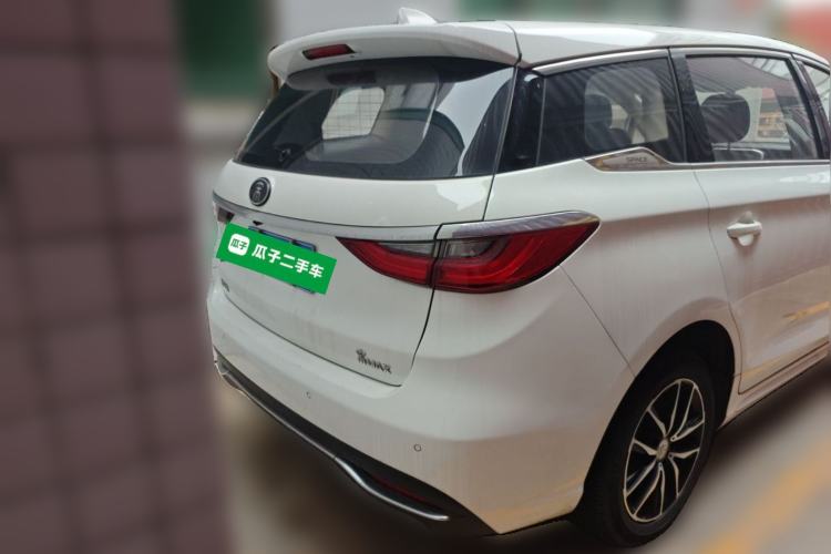 Used BYD Song MAX 2017 1.5T Manual Comfort 7-Seater Exterior 4