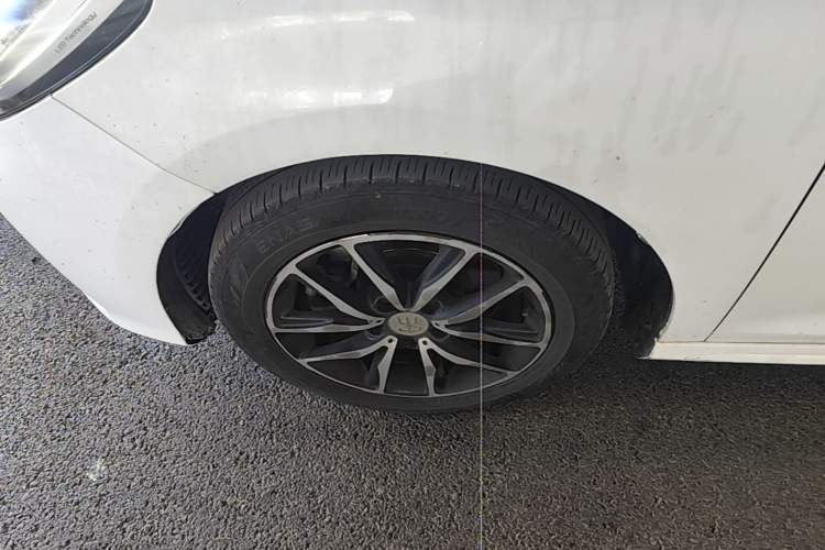 Used BYD Song MAX 2017 1.5T Automatic Smart Connect Prestige 7-Seater Exterior 4