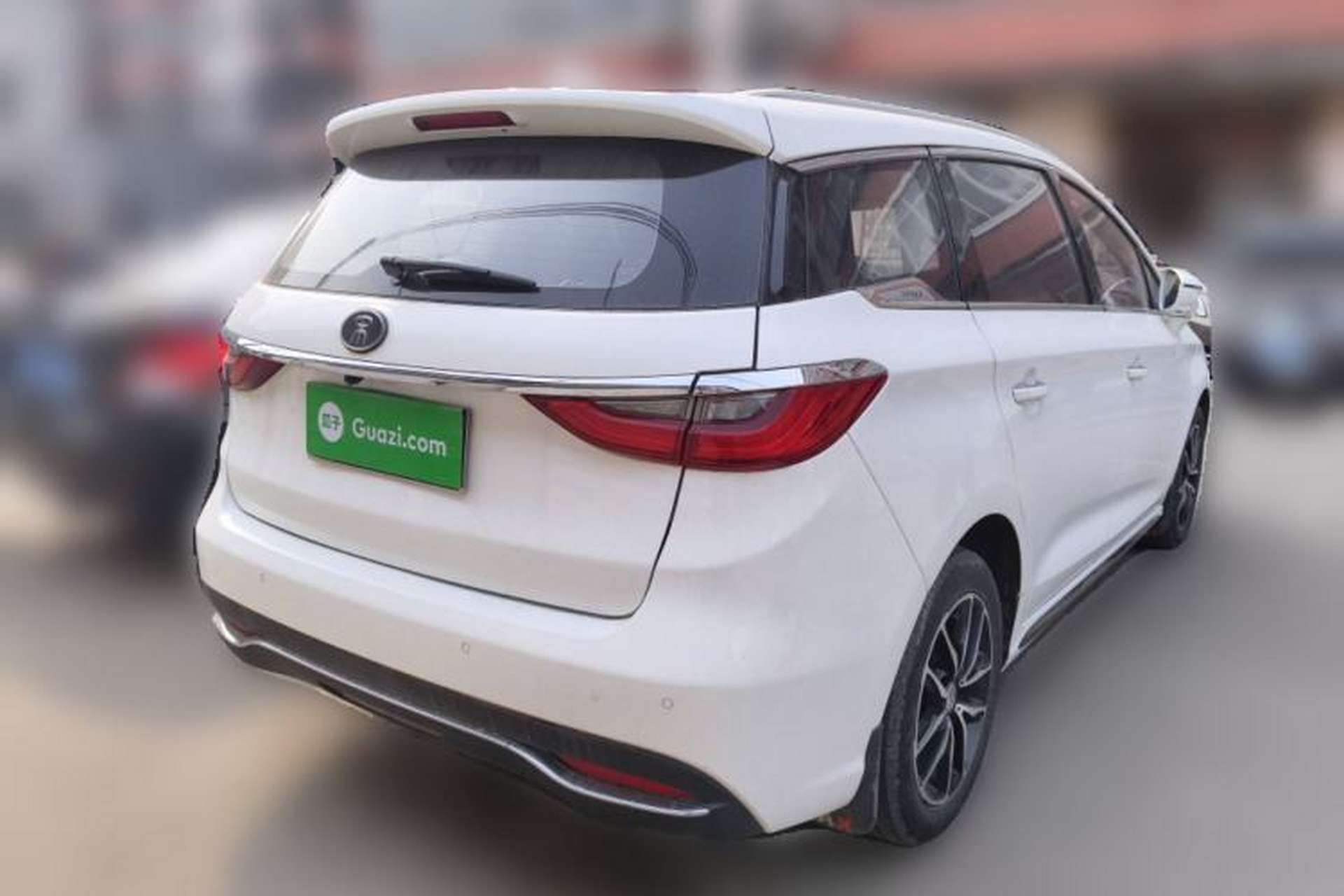 Used BYD Song MAX 2017 1.5T Automatic Smart Connect Elite 7-Seater Exterior 5