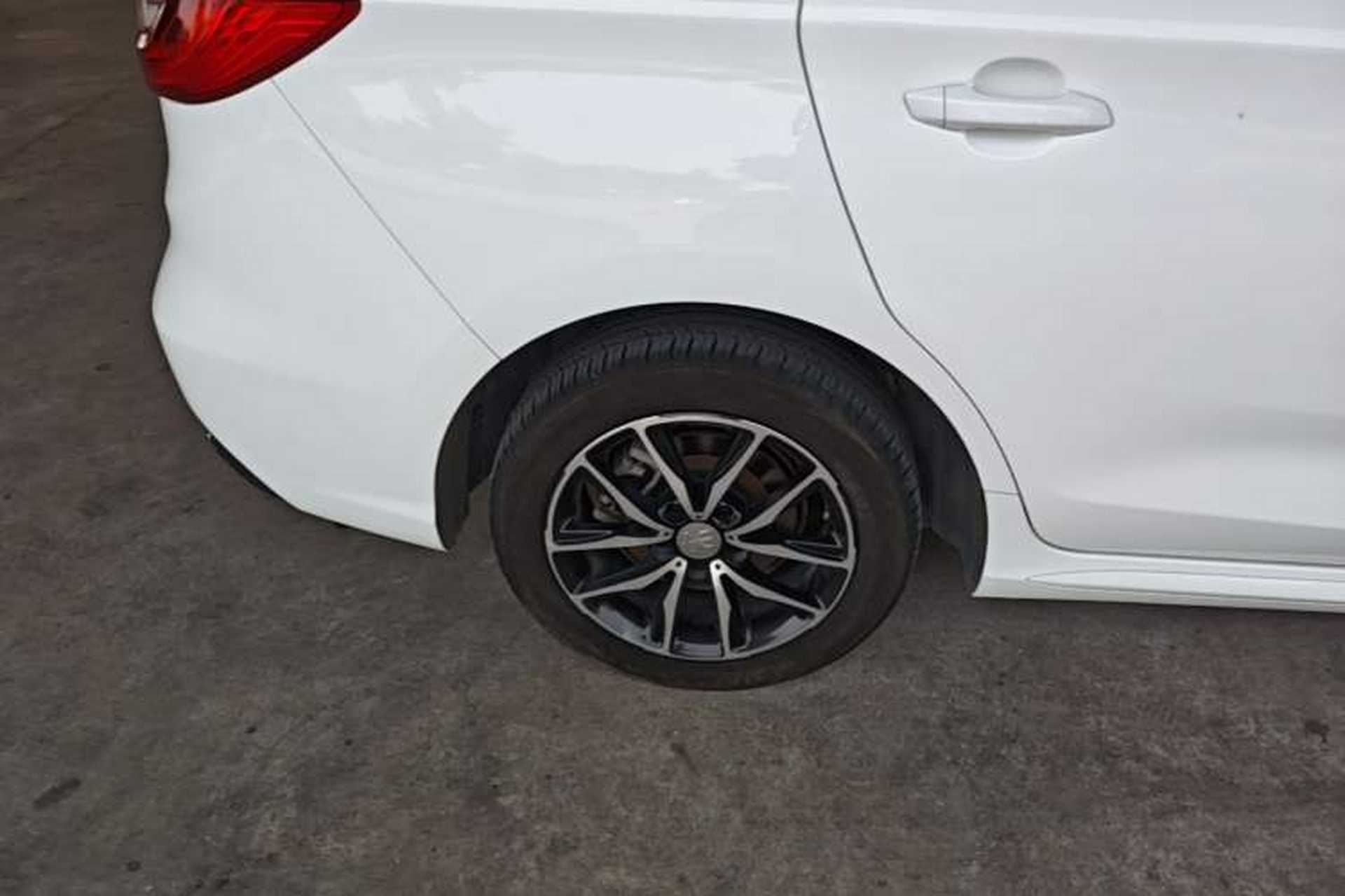 Used BYD Song MAX 2017 1.5T Manual Smart Connect Luxury 7-Seater Exterior 5
