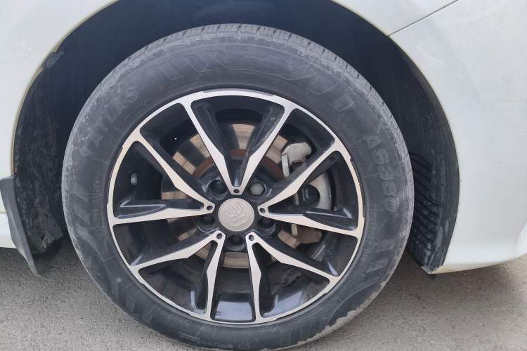 Used BYD Song MAX 2017 1.5T Automatic Smart Connect Elite 7-Seater Exterior 7