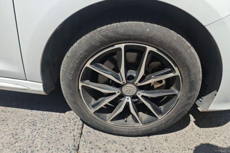 Used BYD Song MAX 2017 1.5T Automatic Smart Connect Luxury 7-Seater Exterior 7