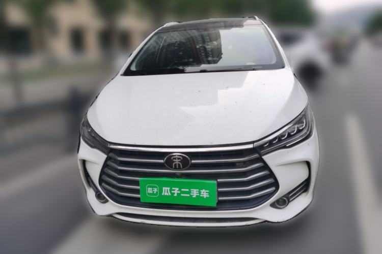 Used BYD Song MAX 2017 1.5T Automatic Smart Connect Elite 7-Seater Front