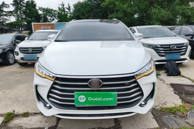 Used BYD Song MAX 2017 1.5T Automatic Smart Connect Prestige 7-Seater Front