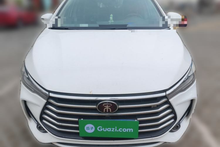 Used BYD Song MAX 2017 1.5T Automatic Smart Connect Elite 7-Seater Front