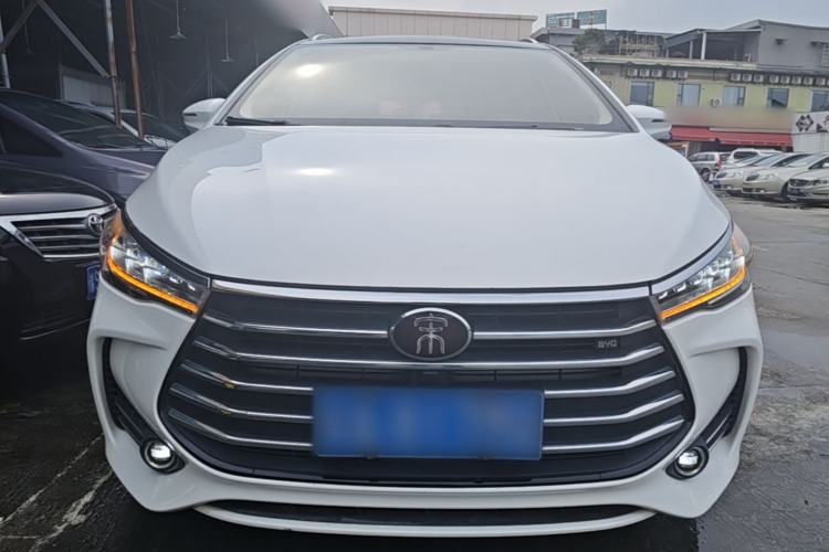Used BYD Song MAX 2017 1.5T Automatic Smart Connect Elite 7-Seater Front