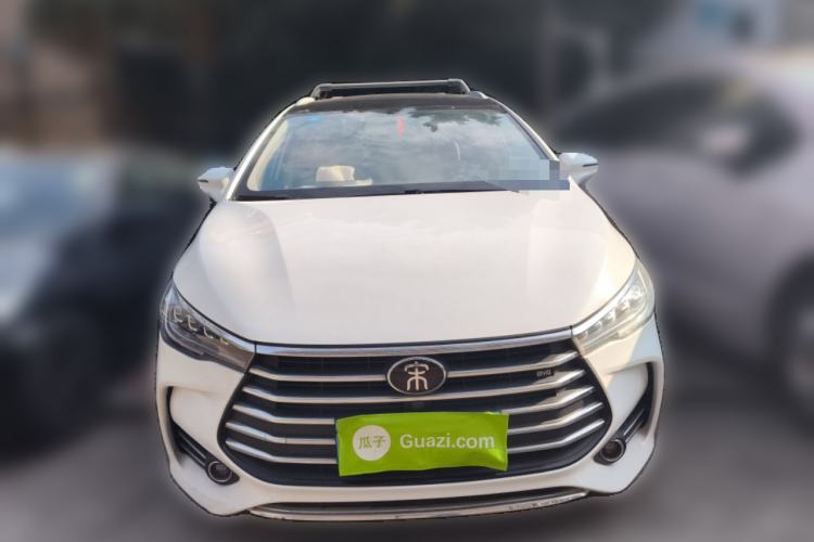 Used BYD Song MAX 2017 1.5T Automatic Smart Connect Elite 7-Seater Front