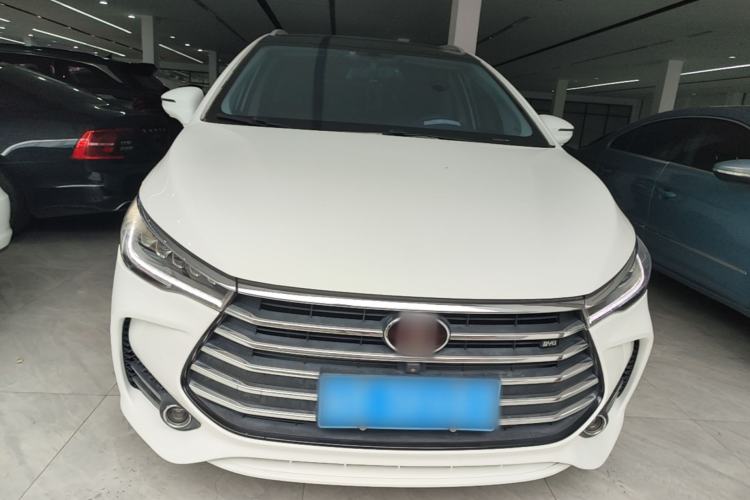 Used BYD Song MAX 2017 1.5T Automatic Smart Connect Prestige 7-Seater Front