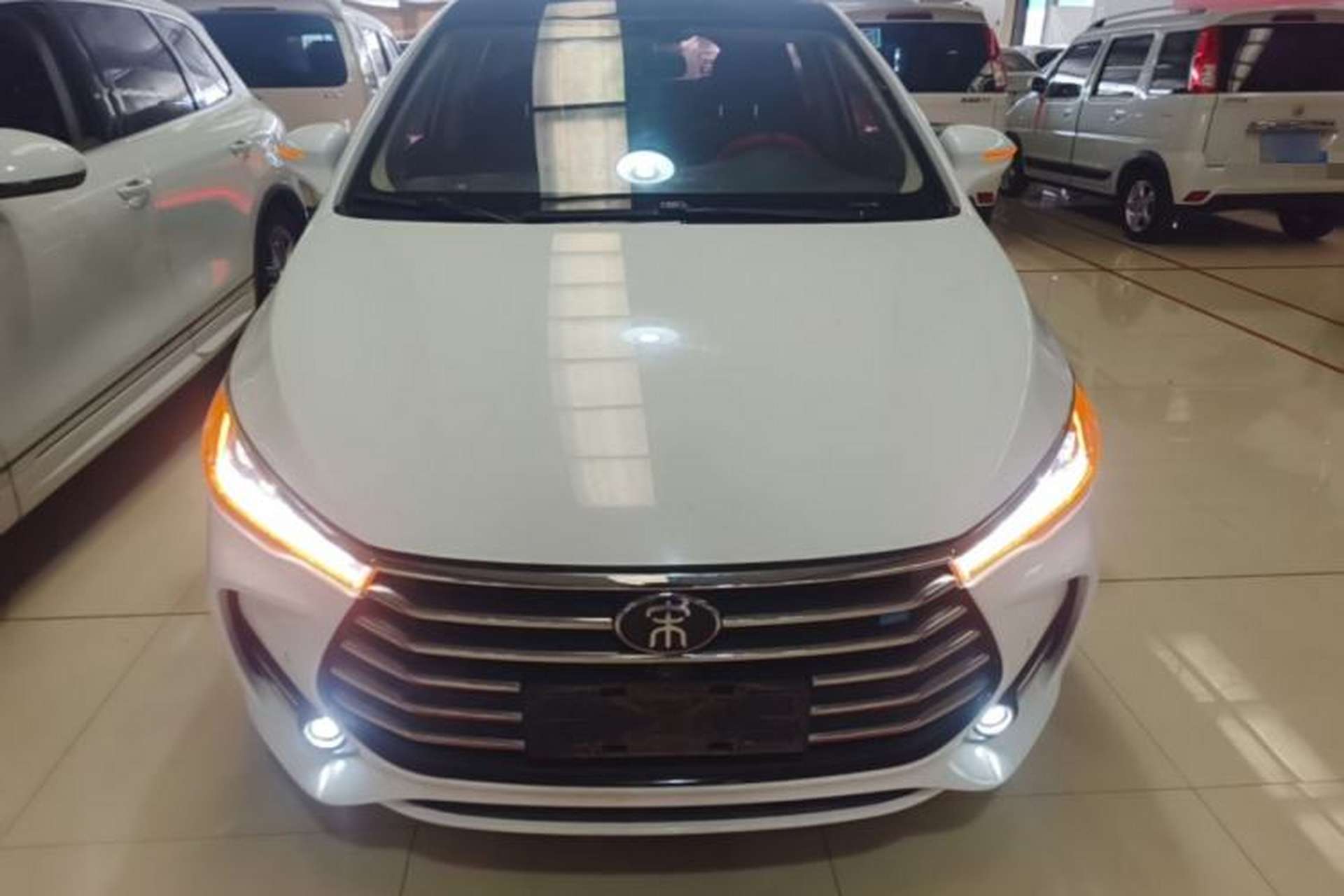 Used BYD Song MAX 2017 1.5T Automatic Smart Connect Prestige 7-Seater Front