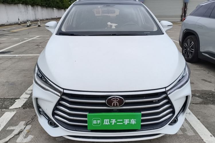 Used BYD Song MAX 2017 1.5T Automatic Smart Connect Elite 7-Seater Front