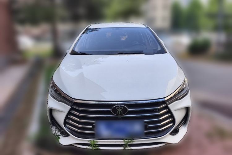 Used BYD Song MAX 2017 1.5T Automatic Smart Connect Luxury 7-Seater Front