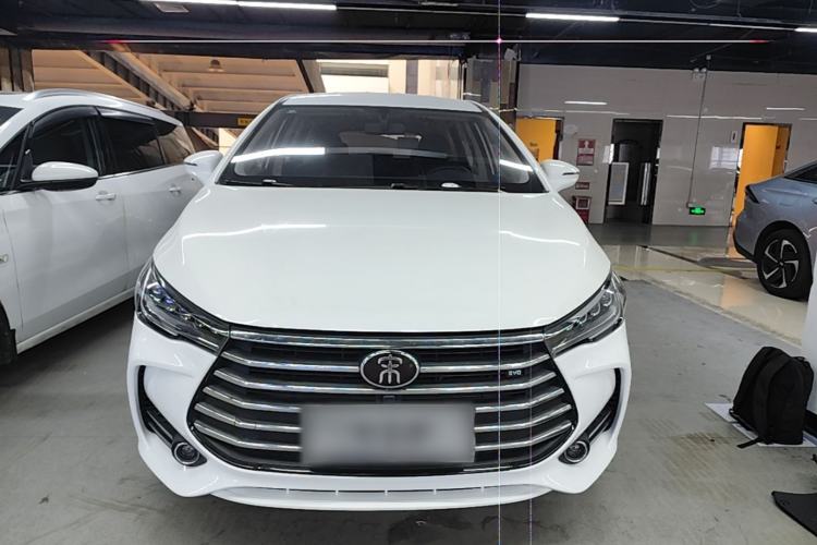Used BYD Song MAX 2017 1.5T Automatic Smart Connect Luxury 7-Seater Front