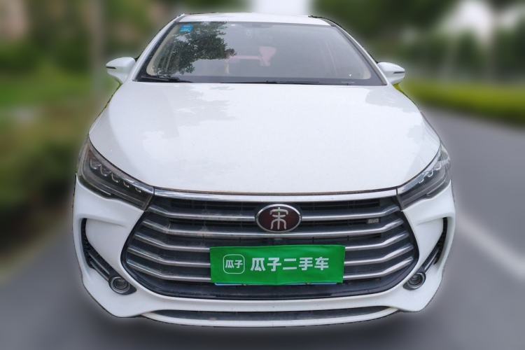 Used BYD Song MAX 2017 1.5T Manual Smart Connect Luxury 7-Seater Front