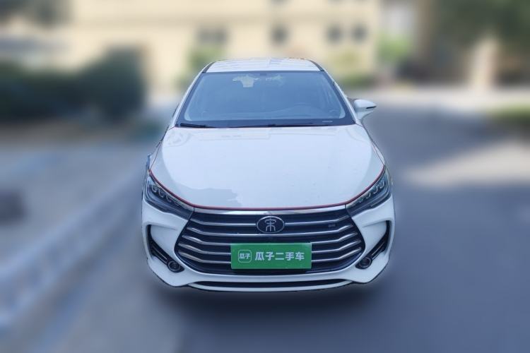 Used BYD Song MAX 2017 1.5T Manual Smart Connect Luxury 7-Seater Front