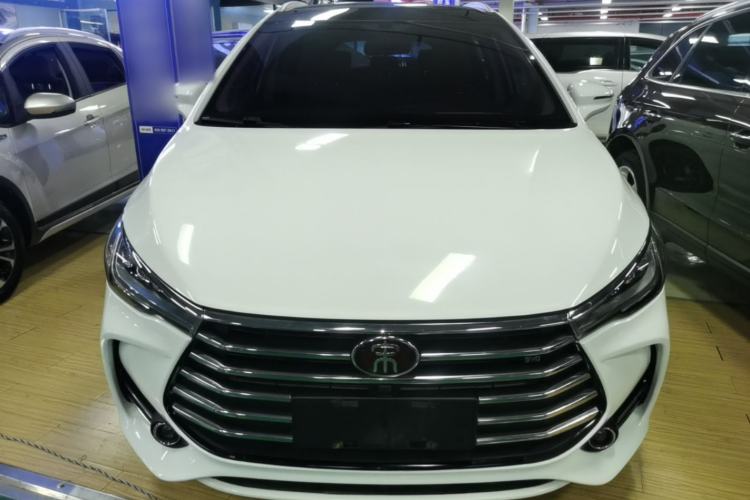 Used BYD Song MAX 2017 1.5T Automatic Smart Connect Elite 7-Seater Front