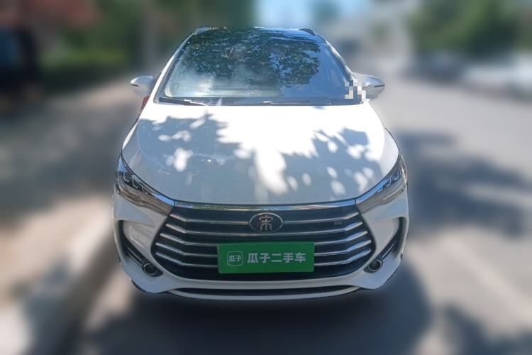 Used BYD Song MAX 2017 1.5T Automatic Smart Connect Elite 7-Seater Front