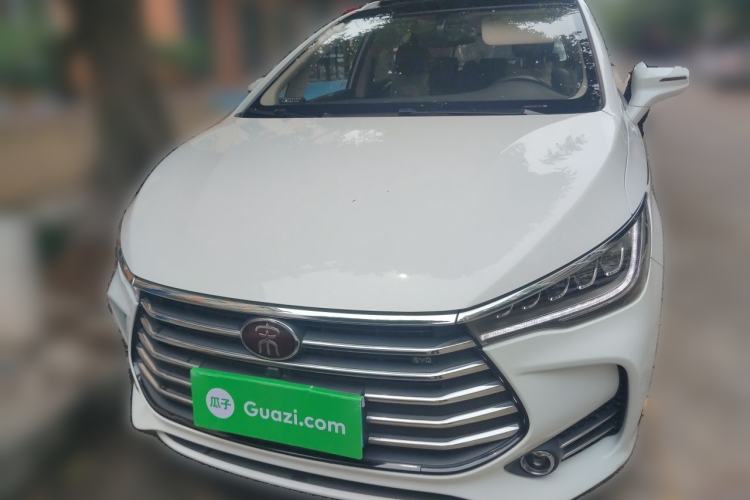 Used BYD Song MAX 2017 1.5T Automatic Smart Connect Elite 7-Seater Front
