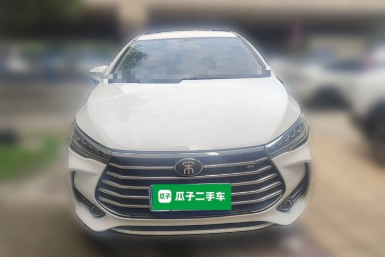 Used BYD Song MAX 2017 1.5T Manual Smart Connect Luxury 7-Seater Front