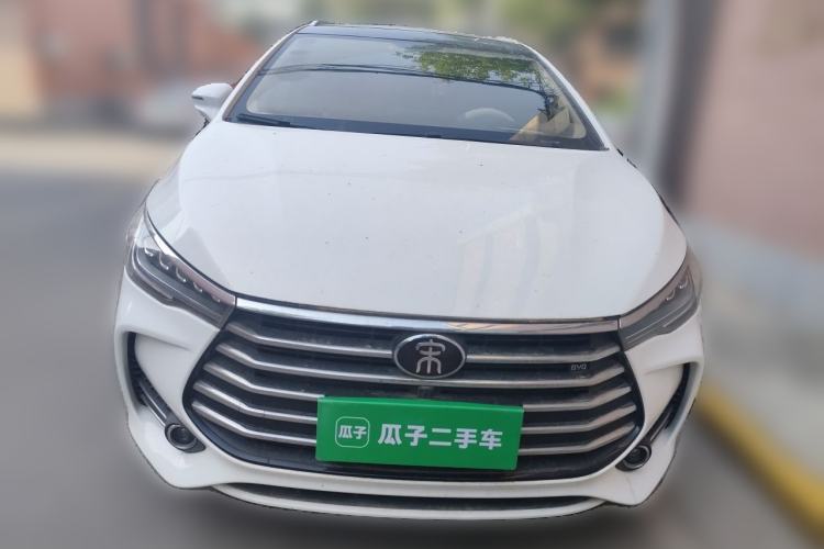 Used BYD Song MAX 2017 1.5T Automatic Smart Connect Elite 7-Seater Front