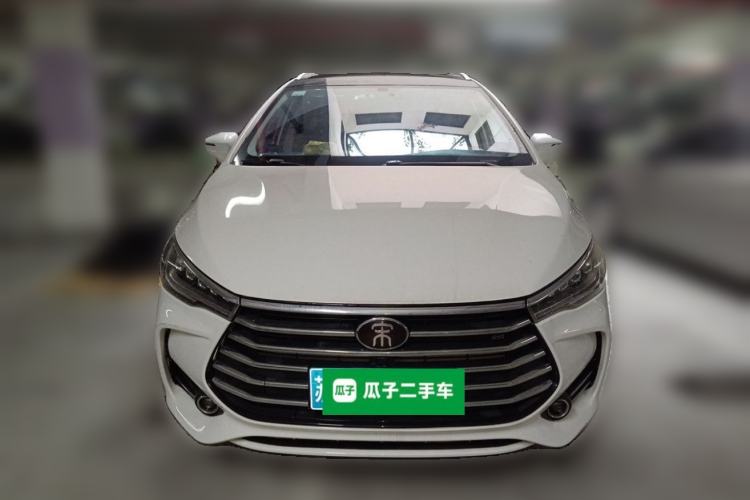 Used BYD Song MAX 2017 1.5T Automatic Smart Connect Elite 7-Seater Front