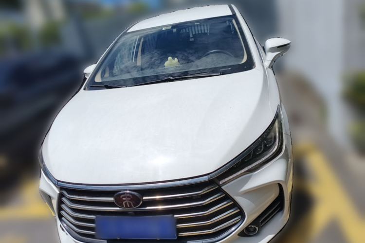 Used BYD Song MAX 2017 1.5T Automatic Smart Connect Luxury 7-Seater Front
