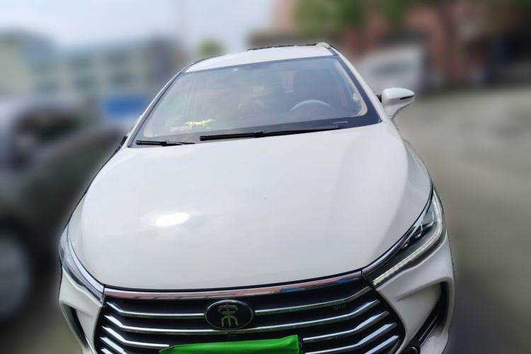 Used BYD Song MAX 2017 1.5T Manual Smart Connect Luxury 7-Seater Front