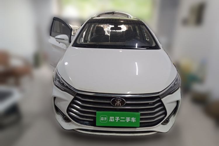 Used BYD Song MAX 2017 1.5T Automatic Smart Connect Elite 7-Seater Front
