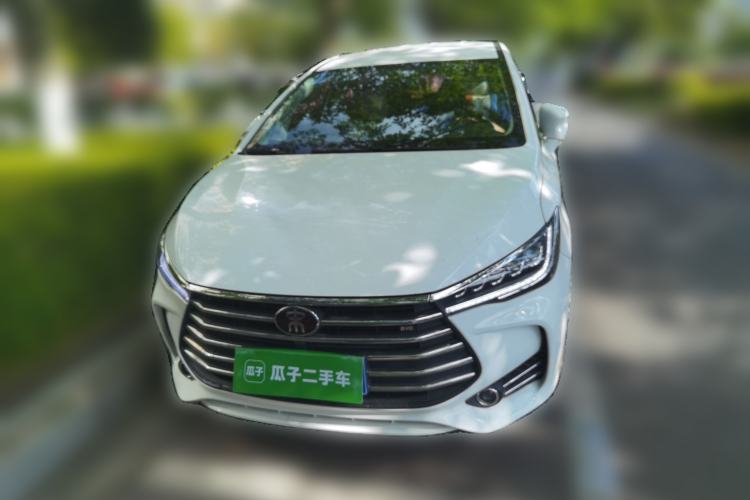 Used BYD Song MAX 2017 1.5T Manual Smart Connect Luxury 7-Seater Front