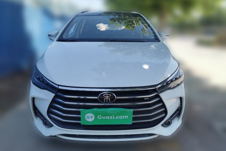 Used BYD Song MAX 2017 1.5T Automatic Smart Connect Elite 7-Seater Front