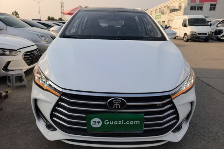 Used BYD Song MAX 2017 1.5T Automatic Smart Connect Elite 7-Seater Front