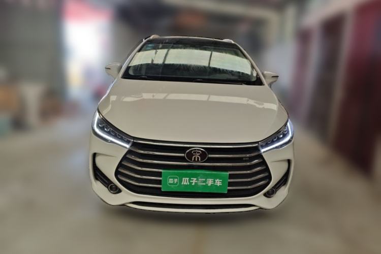 Used BYD Song MAX 2017 1.5T Automatic Smart Connect Elite 7-Seater Front