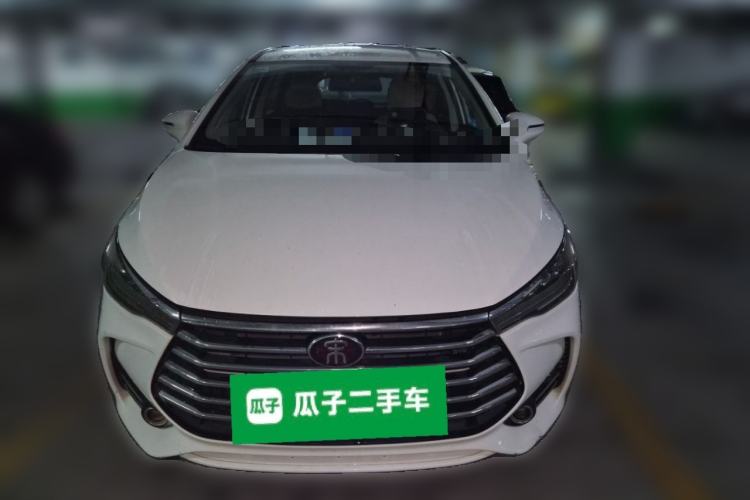 Used BYD Song MAX 2017 1.5T Manual Smart Connect Luxury 7-Seater Front