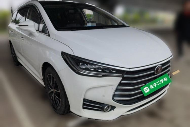 Used BYD Song MAX 2017 1.5T Automatic Smart Connect Prestige 7-Seater Front Right 45 Deg