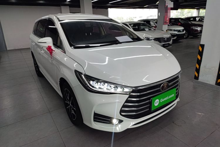 Used BYD Song MAX 2017 1.5T Automatic Smart Connect Luxury 7-Seater Front Right 45 Deg