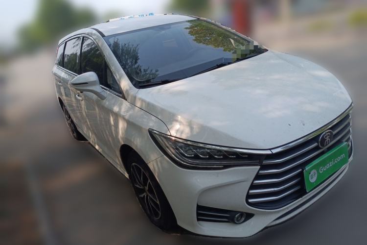 Used BYD Song MAX 2017 1.5T Automatic Smart Connect Luxury 7-Seater Front Right 45 Deg