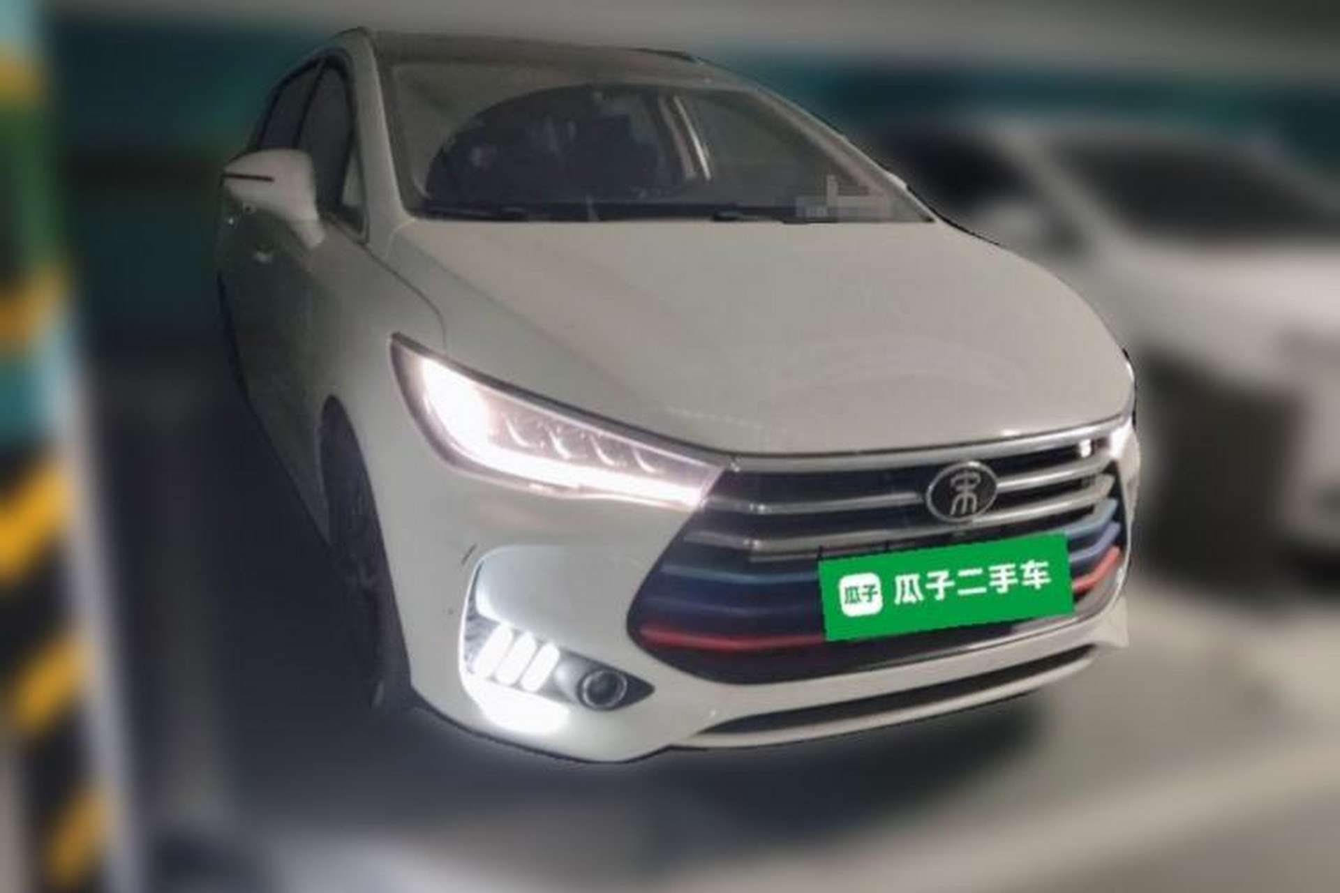 Used BYD Song MAX 2017 1.5T Automatic Smart Connect Elite 7-Seater Front Right 45 Deg