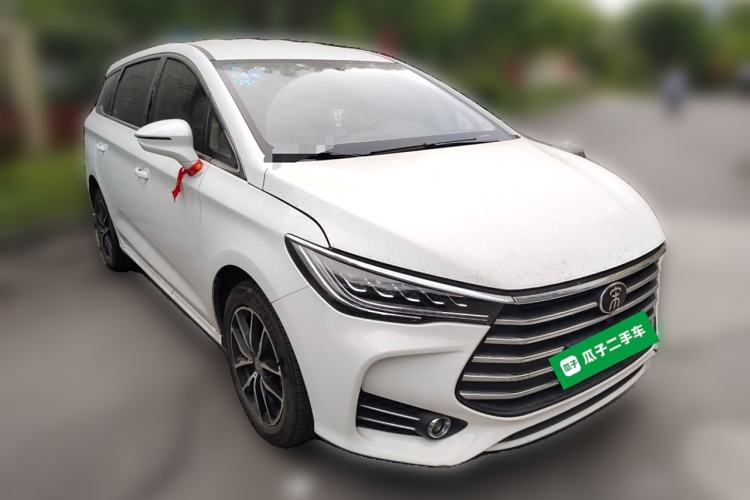 Used BYD Song MAX 2017 1.5T Manual Smart Connect Luxury 7-Seater Front Right 45 Deg