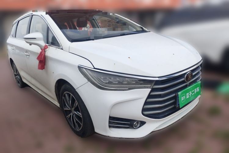 Used BYD Song MAX 2017 1.5T Automatic Smart Connect Elite 7-Seater Front Right 45 Deg